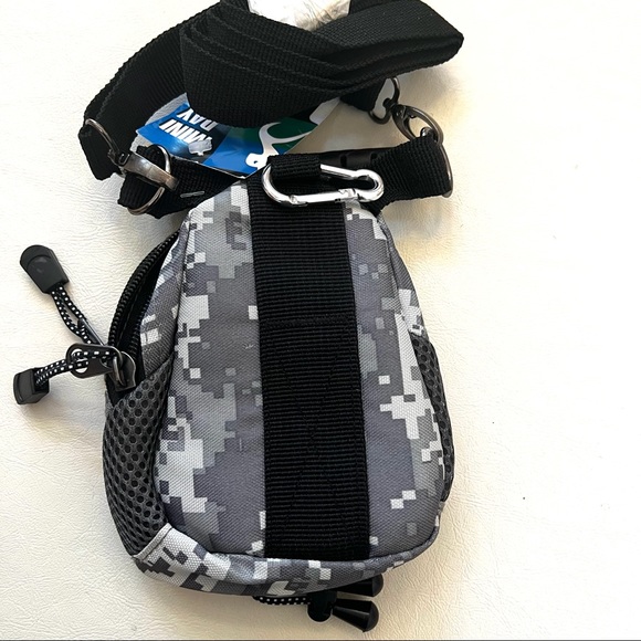 Linkswalker LSU Camo Grey Mini Day Pack NWT B#25 - Picture 4 of 12